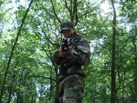 une photo du colonel choups en airsoft